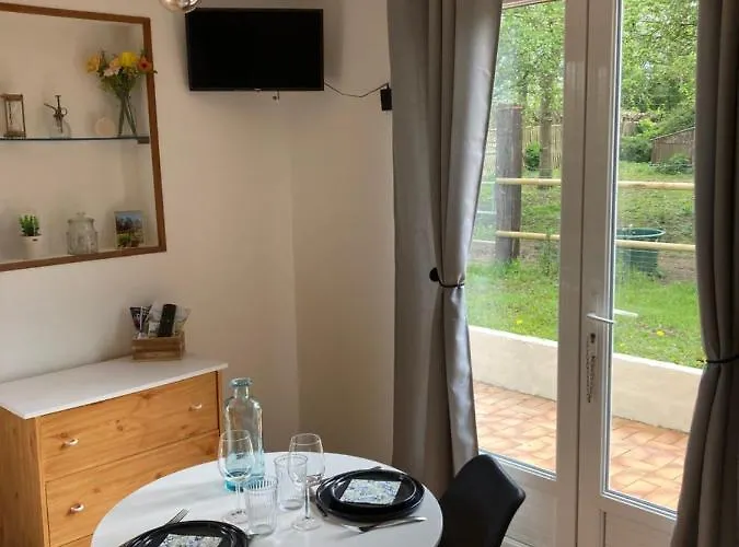 Hébergement de vacances De *